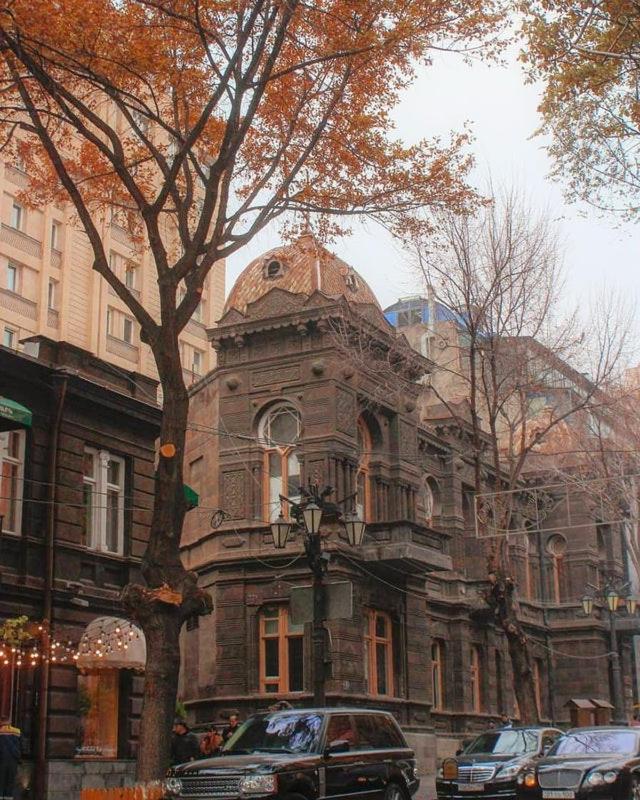 Downtown Inn Yerevan Bagian luar foto