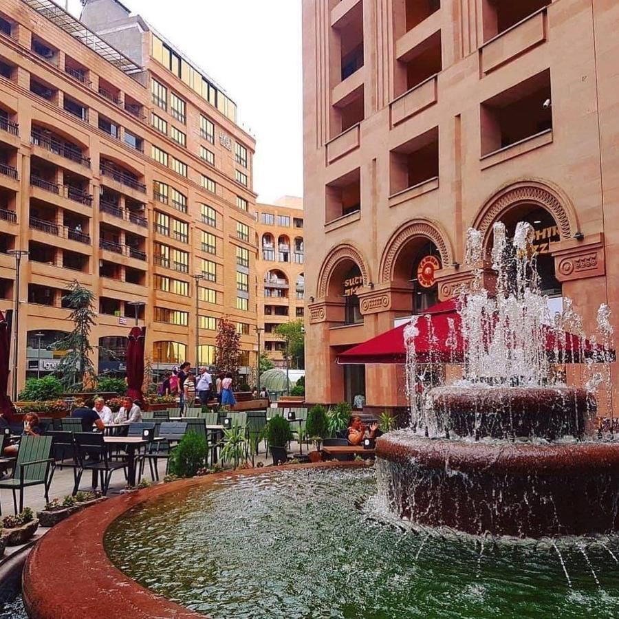 Downtown Inn Yerevan Bagian luar foto
