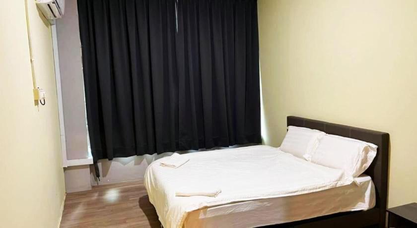 Downtown Inn Yerevan Bagian luar foto